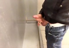 Pissing and jerking in public urinal