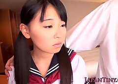 Aasialainen Petite Schoolgirl Fucked Tiukka Pillu