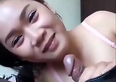 cute chinese girl sucking boyfriends small dick