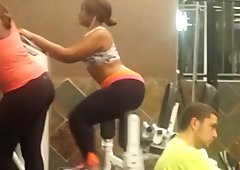Candid Workout Girls: Thighmaster!!