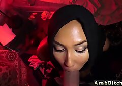 Árabe bébé a masturbar afgan bordéis existem!