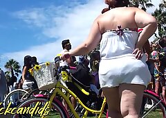 Fat White BBW Chick & Mature VPL PAWG BOOTY!! Candid Booty