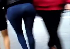 2 sexy teens booty in tight jeans and leggings 