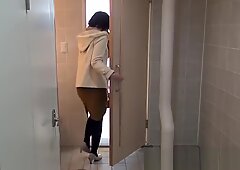 Japoneza hottie urinare